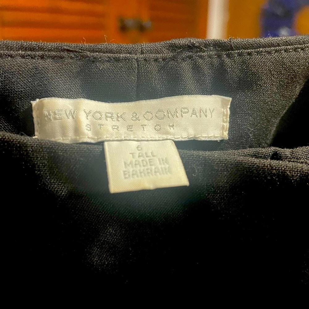 Black dress pants...6 tall